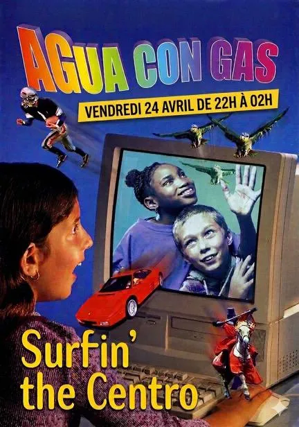 Surfin' the CENTRO avec AGUA CON GAS 